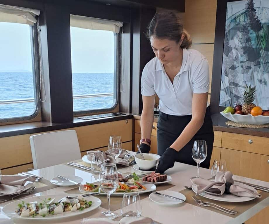 1727262365 968 Yacht charter etiquette Dos and donts for a smooth sailing