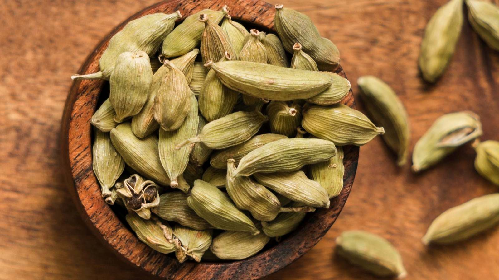 Cardamom in a bowl