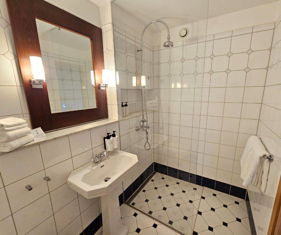1728223248 73 Review Hotel J Nacka Strand Stockholm Sweden