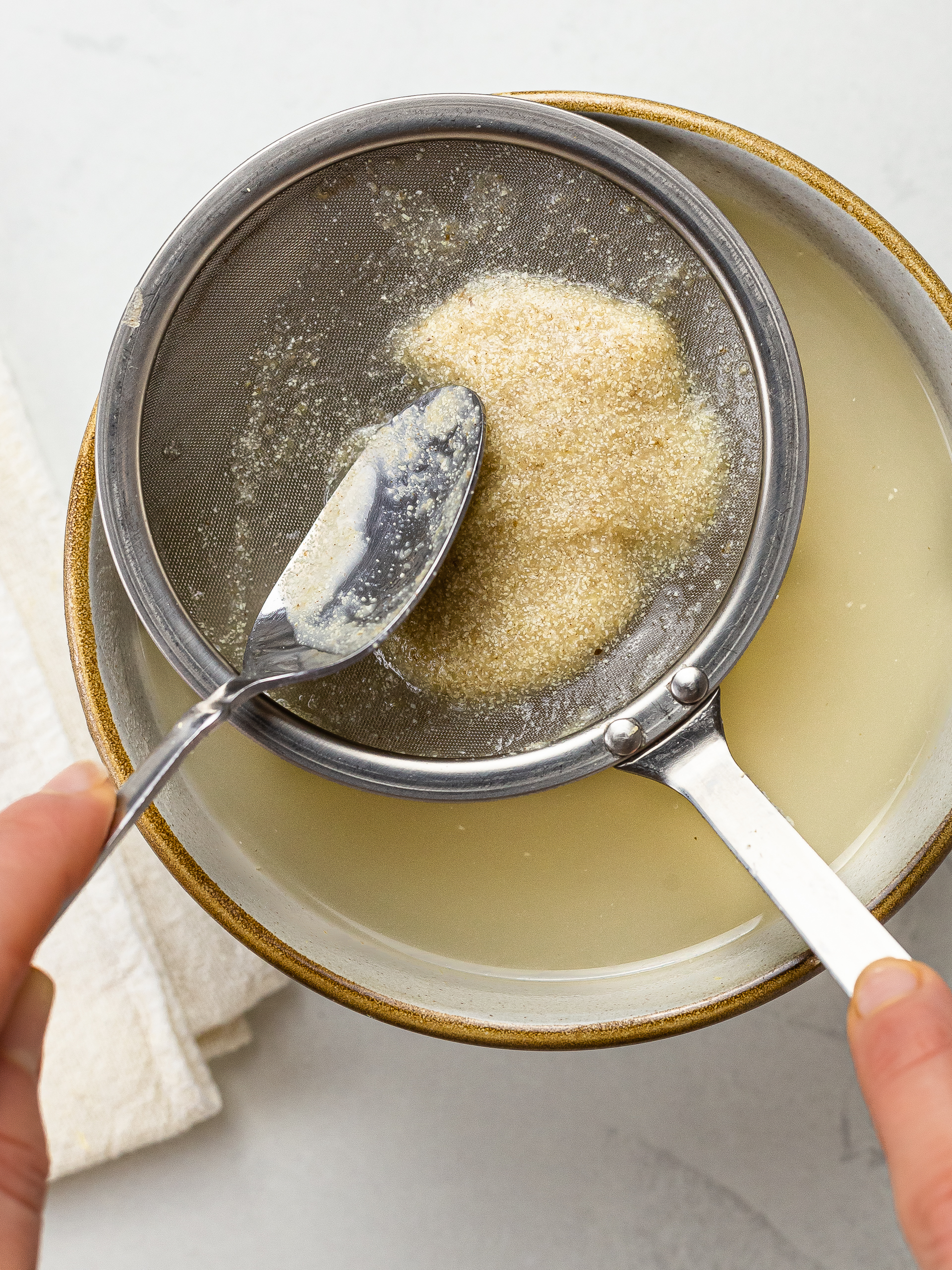 quinoa pulp strained from quinoa milk