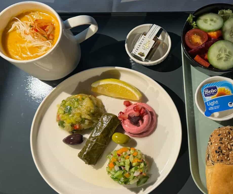 1729177800 741 Our vegan business class experience with Etihad Airways