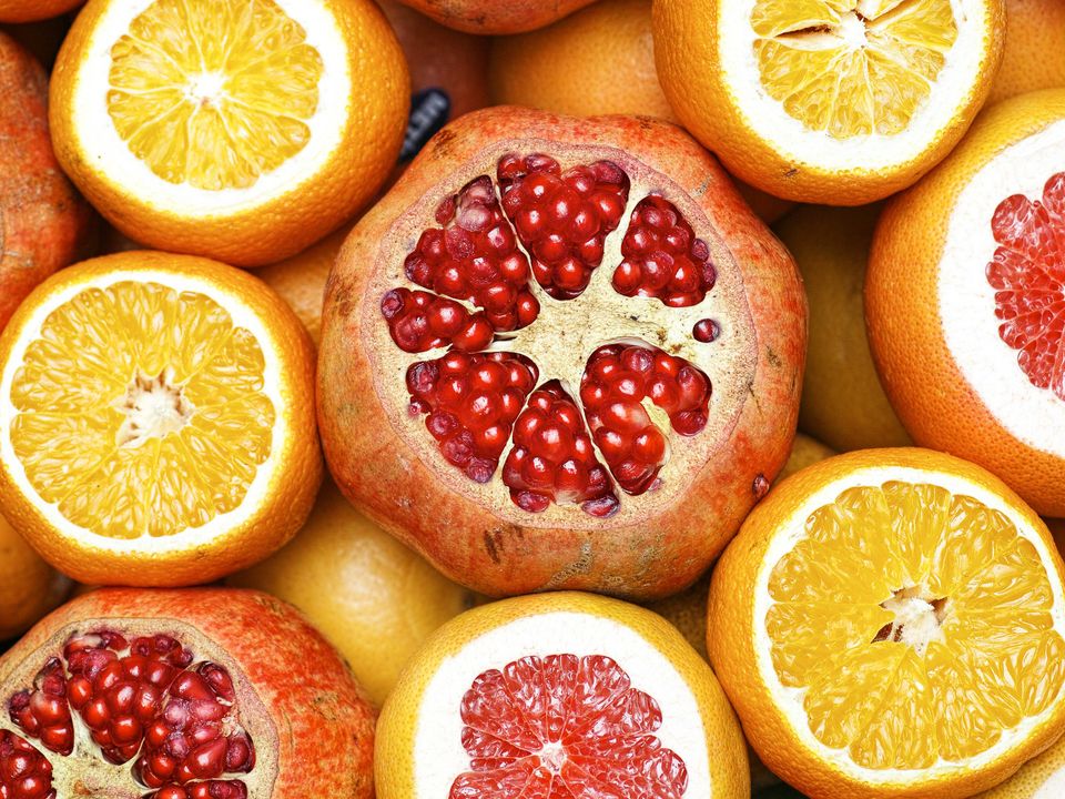 oranges and pomegranate e31369ef2739454dc5efb0327a8b9c5b 960 q60