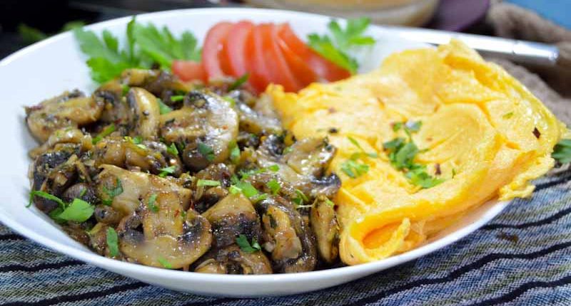 Breakfast Style Butter Garlic Mushrooms