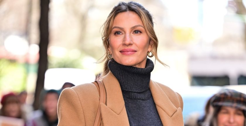 Giselle Bündchen’s Comfy Sneaker Look is Just $22 on Amazon