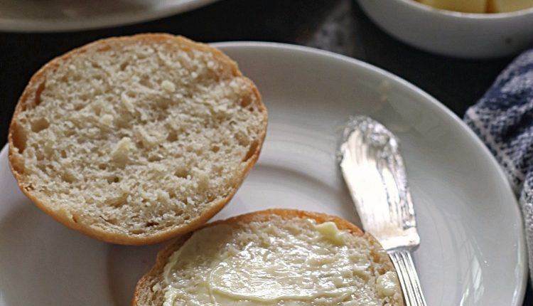 Sigteboller or Danish Salty Rolls - My Diverse Kitchen