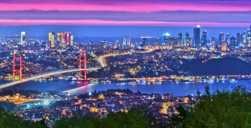 istanbul with bosphorus bridge 147479305 AdobeStock scaled